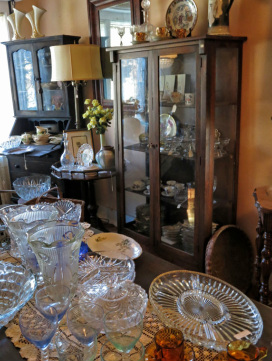 Hudson valley antiques